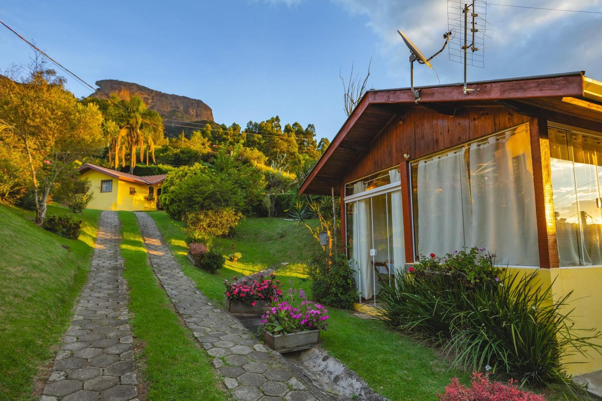 Chales Pedra Do Bau เซาเบนโตโดซาปูไค ภายนอก รูปภาพ