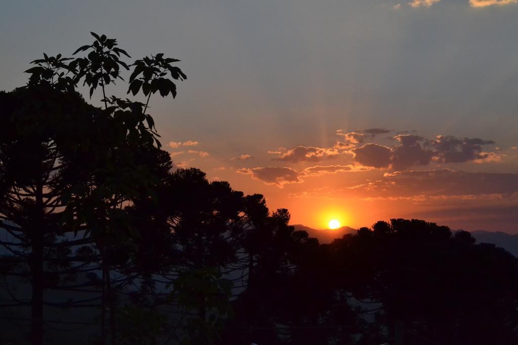 Chales Pedra Do Bau เซาเบนโตโดซาปูไค ภายนอก รูปภาพ